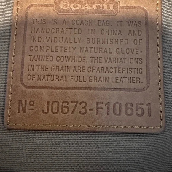 Coach Limited Edition Polkadot shoulder bag. - Picture 13 of 14